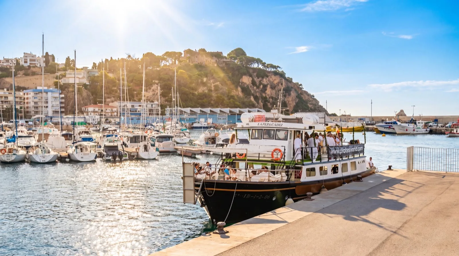 Excursión en barco por la Costa Brava