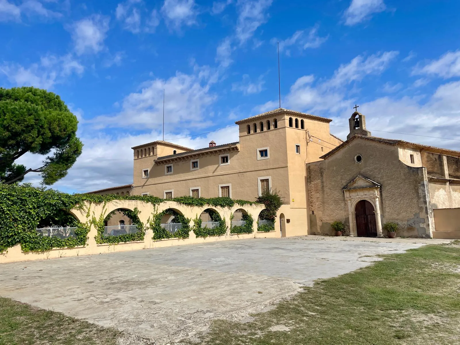 Due sguardi, un Penedès: cantina con degustazione e Museo del Vino VINSEUM
