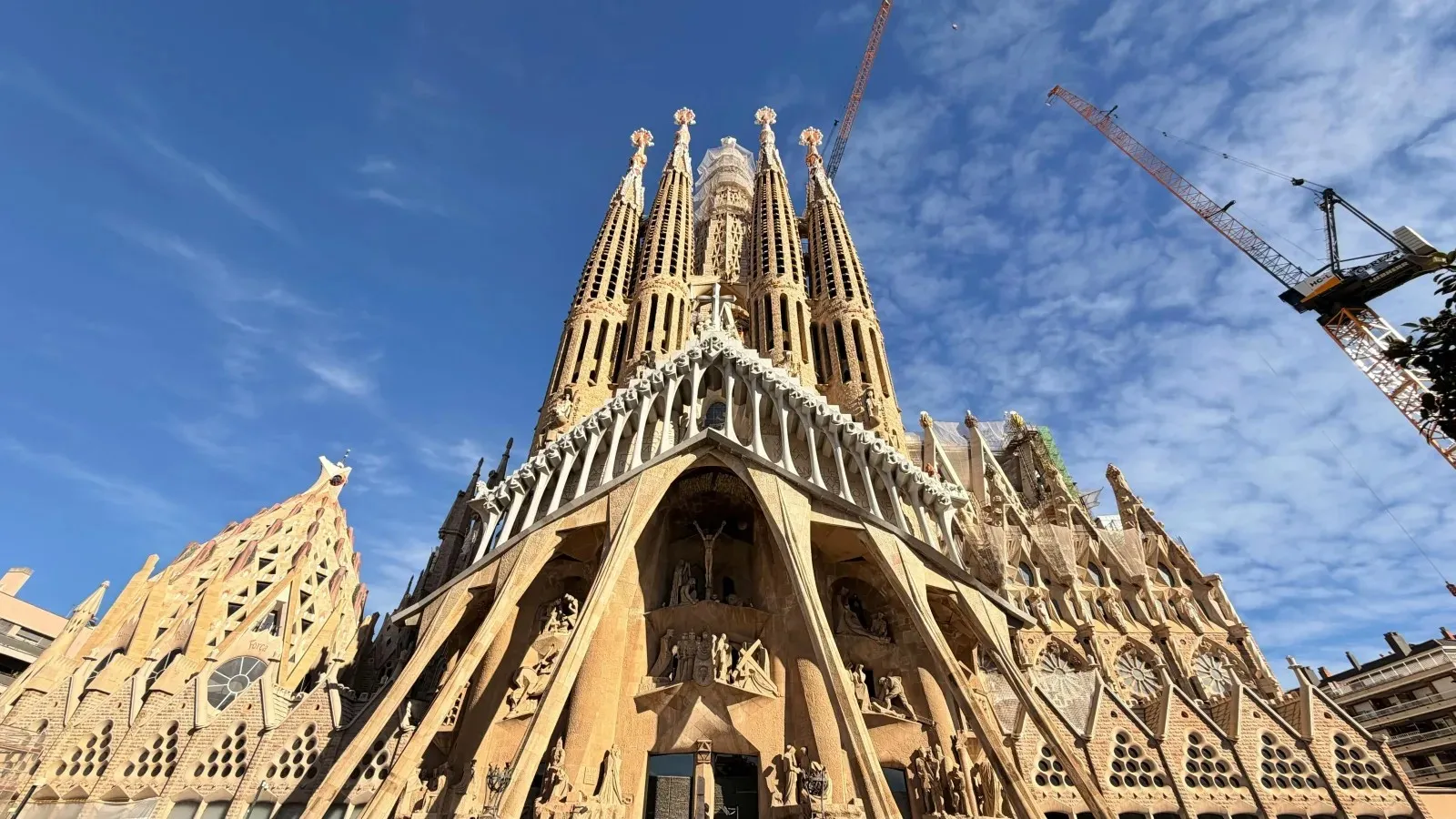 Free tour au pourboire 3 en 1 à Barcelone : Sagrada Família, Gaudí et quartier gothique
