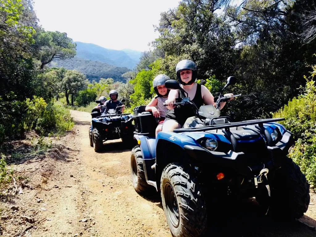 Quad-Tour durch den Naturpark Montnegre