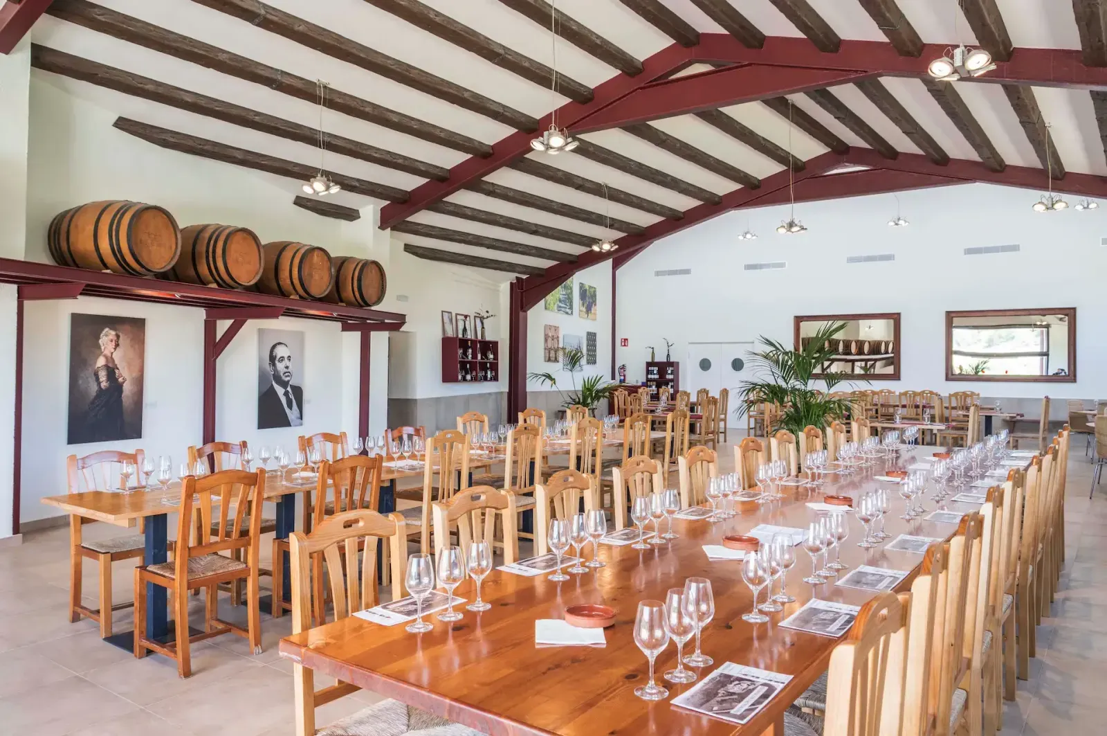 Vi i xocolata al Penedès amb visita privada en anglès al celler